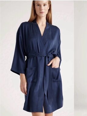 Quince 100% Mulberry Silk Washable Robe One Size NWT